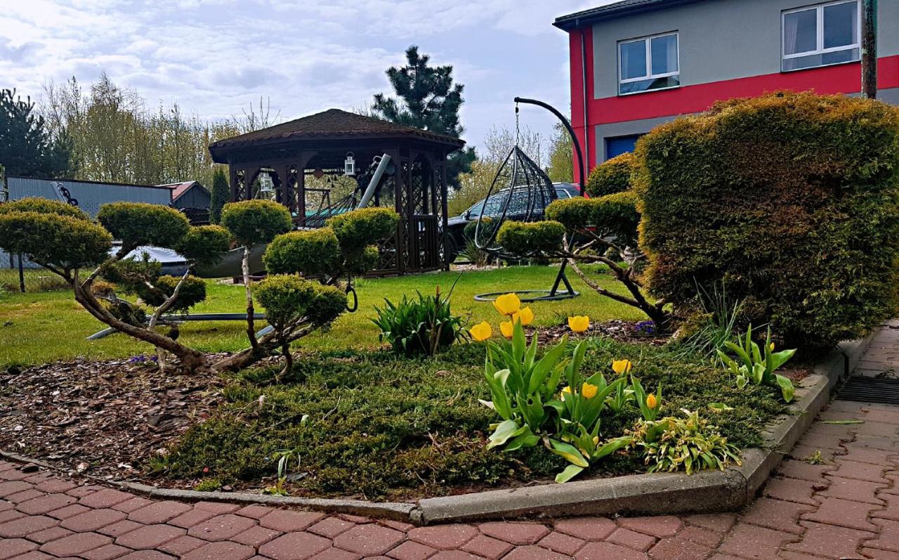 Pokoje Hotelowe Siedlczanka Siedlce Buitenkant foto